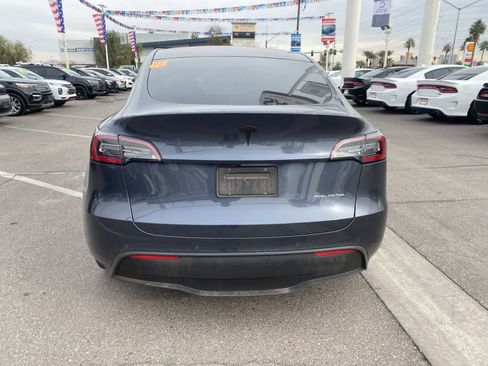 Used 2020 Tesla Model Y Long Range image 7
