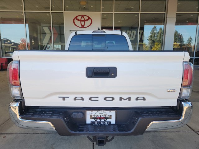 Used 2021 Toyota Tacoma TRD Off-Road AWD/4WD image 11