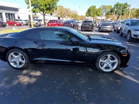 Used 2015 Chevrolet Camaro SS w/ RS Package image 9
