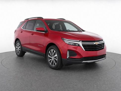 Used 2024 Chevrolet Equinox LT w/ LPO, Floor Liner Package FWD image 8