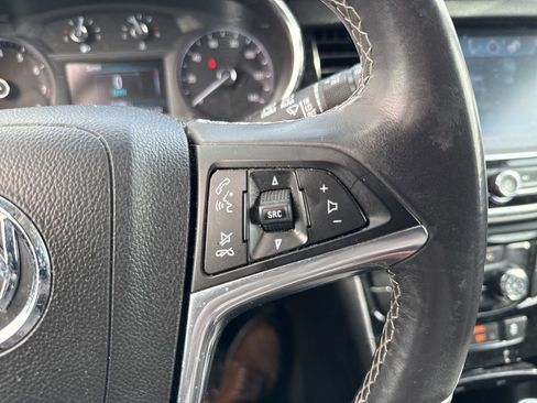 Used 2018 Buick Encore Preferred image 10