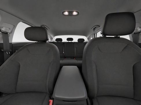 Certified 2025 Kia K4 FWD image 32