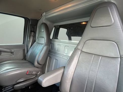 Used 2022 Chevrolet Express 2500 Extended w/ Driver Convenience Package RWD image 20