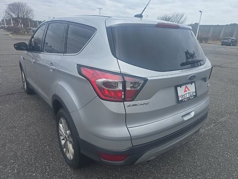 Used 2017 Ford Escape SE image 7