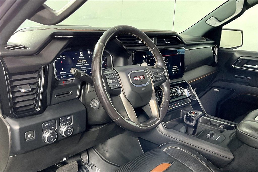 Used 2022 GMC Sierra 1500 AT4 w/ AT4 Premium Package AWD/4WD image 13