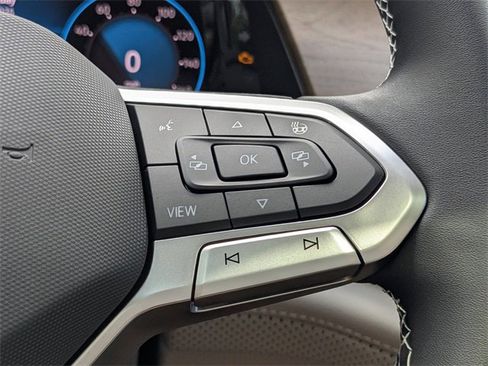 New 2026 Volkswagen Atlas SE image 30