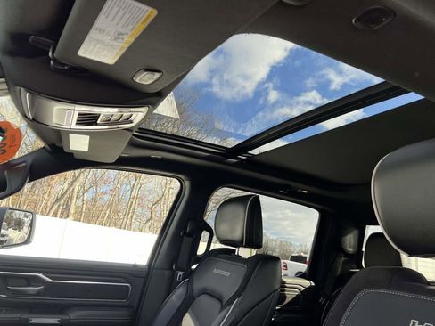 Used 2025 RAM 1500 Laramie w/ Sport Appearance Package image 12