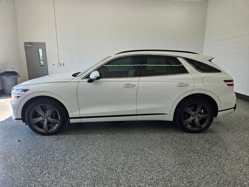 Used 2025 Genesis GV70 3.5T Sport w/ Sport Prestige Package AWD/4WD image 2