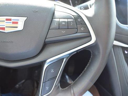 Used 2017 Cadillac XT5 Luxury w/ Driver Awareness Package FWD image 24