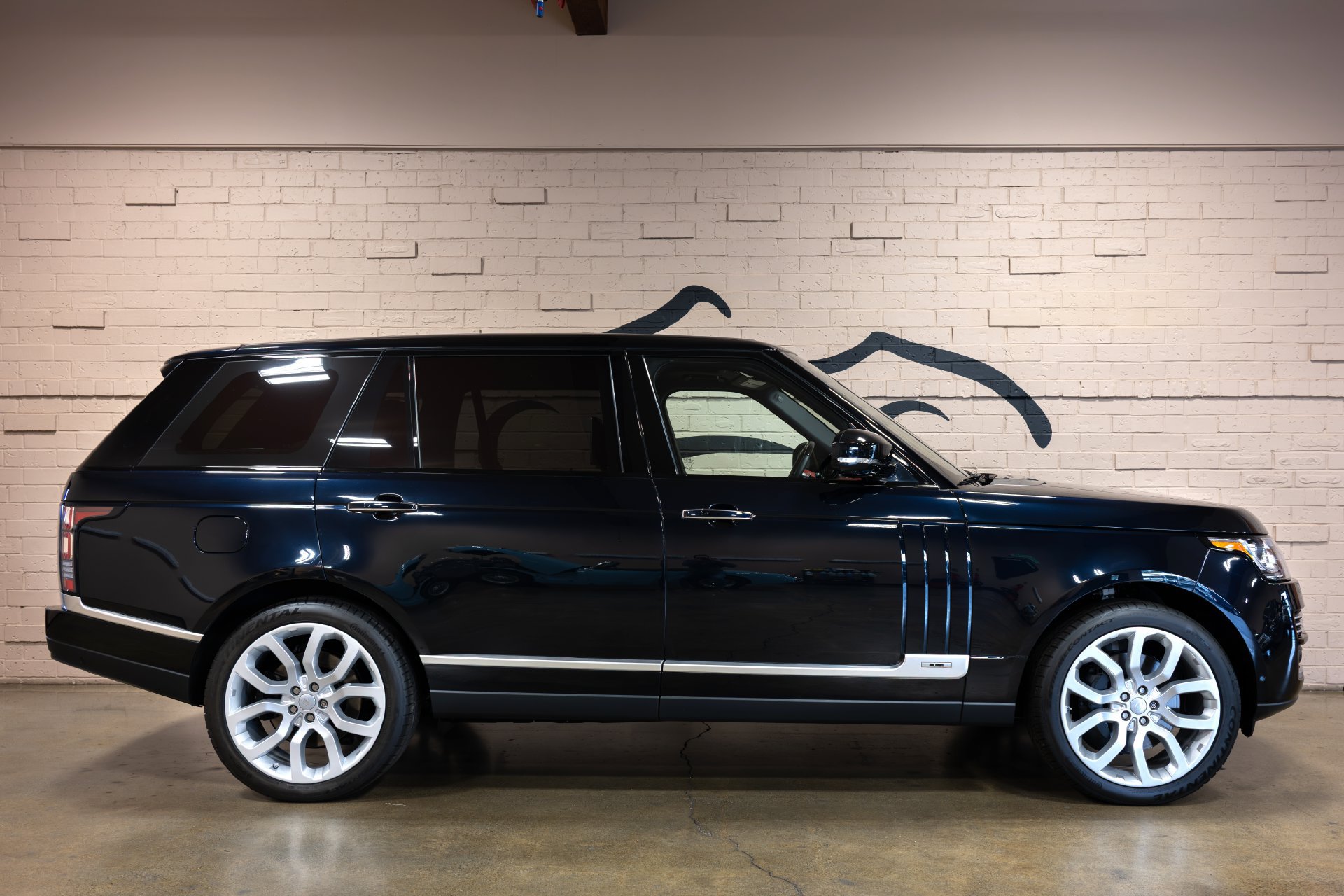 Used 2015 Land Rover Range Rover Long Wheelbase Autobiography AWD/4WD image 4