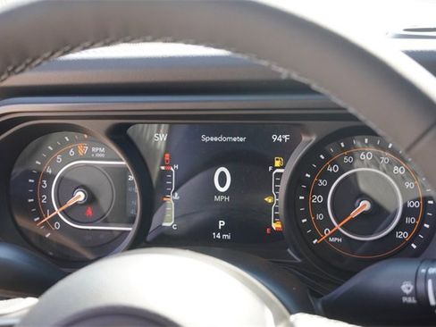 New 2025 Jeep Gladiator Rubicon w/ Convenience Group image 30