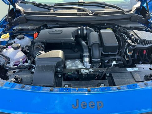 Used 2026 Jeep Cherokee Laredo AWD/4WD image 37