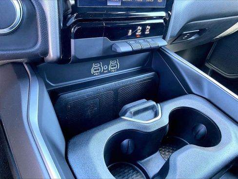 Used 2025 RAM 1500 Big Horn AWD/4WD image 25