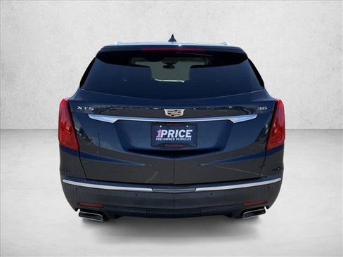 Used 2018 Cadillac XT5 Premium Luxury FWD image 6