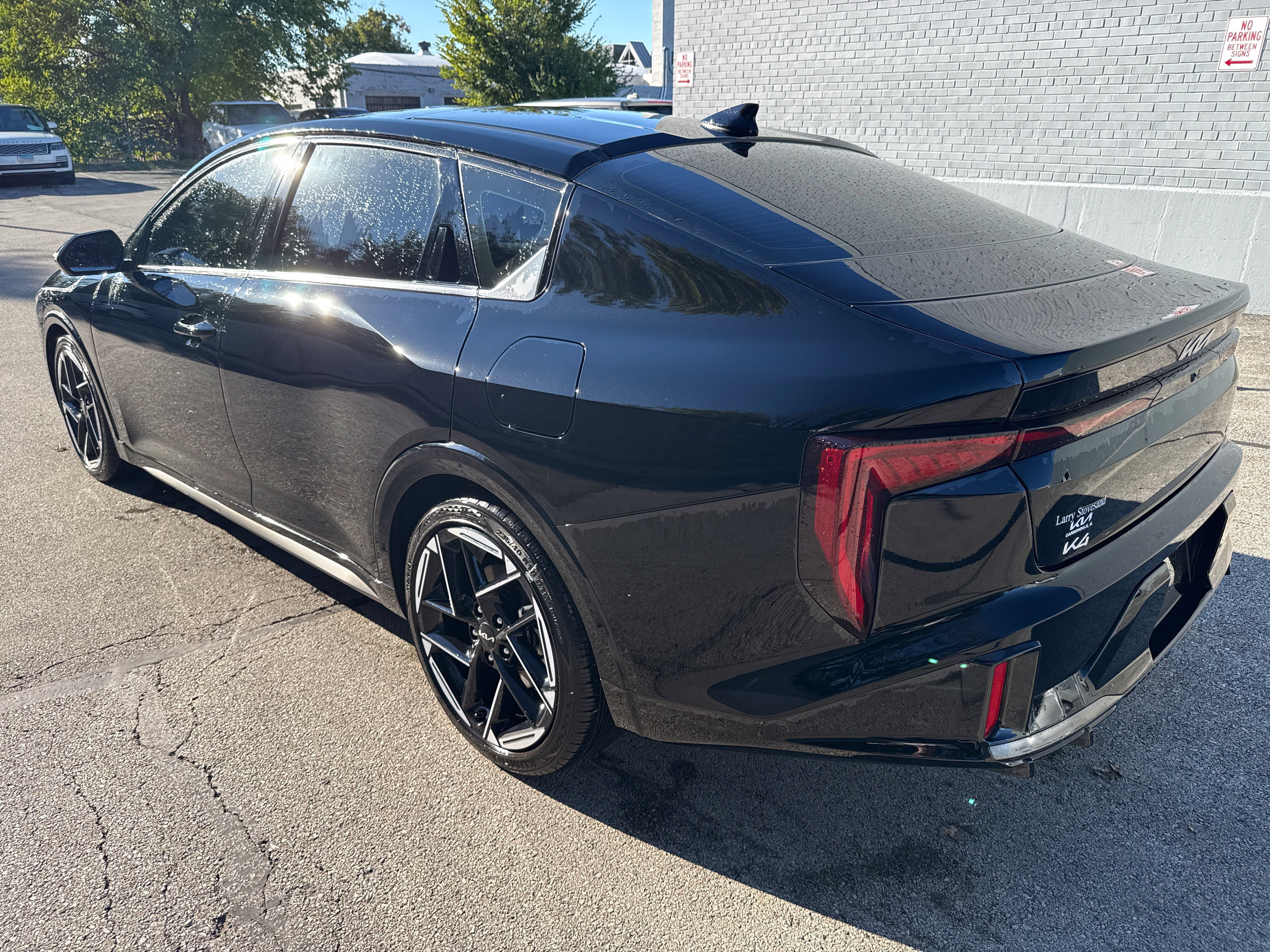 Used 2025 Kia K4 GT-Line w/ GT-Line Sunroof Package FWD image 3