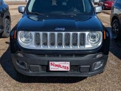 Used 2017 Jeep Renegade Limited image 5