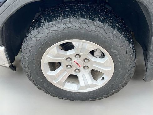 Used 2021 GMC Sierra 1500 SLT image 32