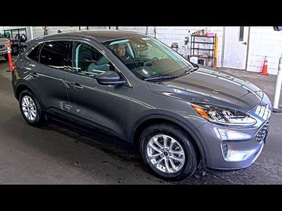 Used 2022 Ford Escape SE