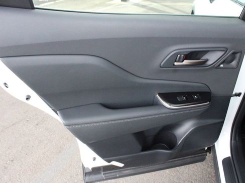 Certified 2025 Toyota Crown Platinum image 46