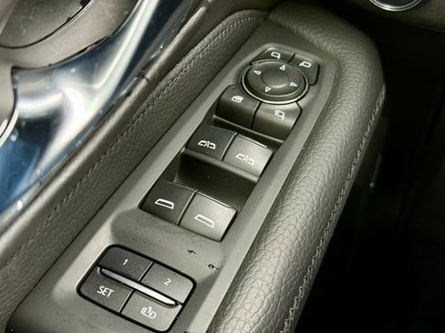 Used 2023 GMC Yukon XL Denali w/ LPO, Floor Liner Package AWD/4WD image 12