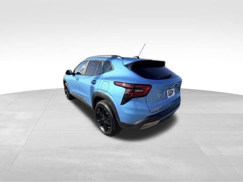 Certified 2026 Chevrolet Trax ACTIV FWD image 4