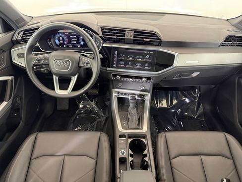 Certified 2025 Audi Q3 2.0T Premium w/ Convenience Package image 25