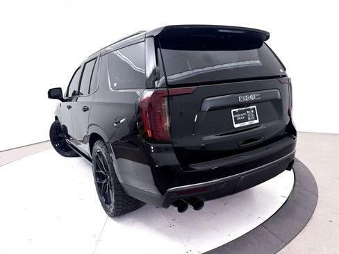 Used 2024 GMC Yukon Denali Ultimate AWD/4WD image 10