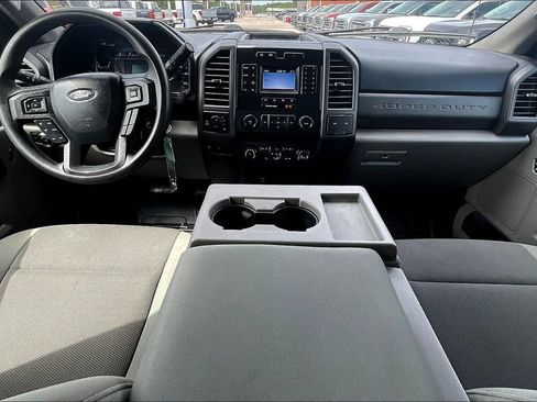 Used 2021 Ford F250 XL w/ Power Equipment Group AWD/4WD image 15
