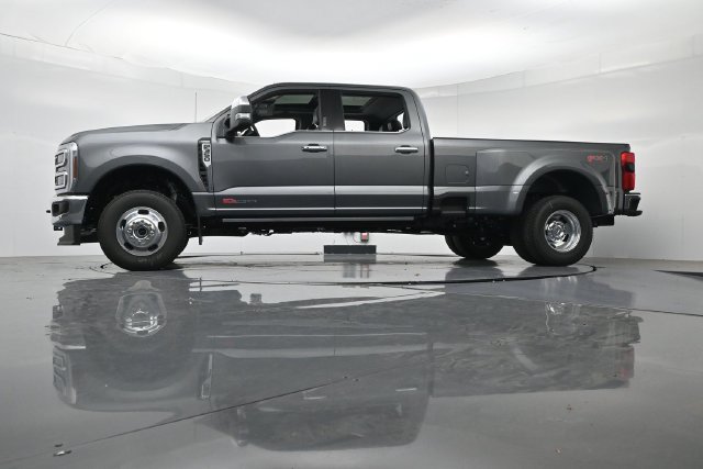 New 2026 Ford F350 Lariat w/ Lariat Ultimate Package AWD/4WD image 44