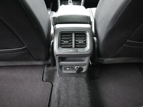Used 2024 Volkswagen Tiguan SE R-Line FWD image 23