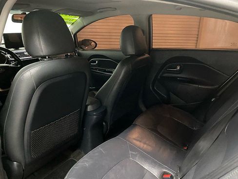 Used 2016 Kia Rio SX image 12