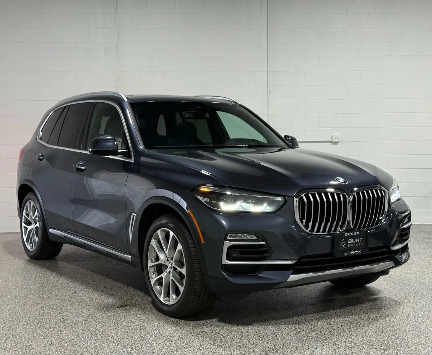 Used 2021 BMW X5 xDrive40i w/ Premium Package 2 AWD/4WD image 5