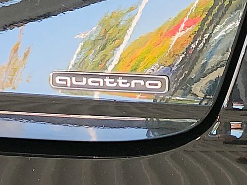 Used 2023 Audi Q8 Premium w/ Convenience Package image 35