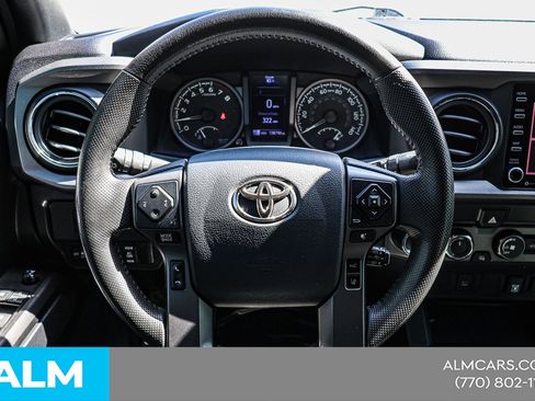 Used 2020 Toyota Tacoma TRD Sport AWD/4WD image 24