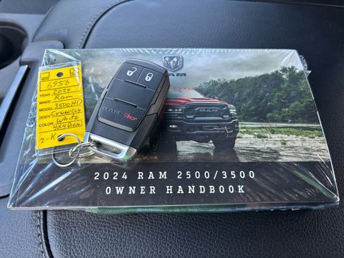 Used 2024 RAM 3500 Tradesman w/ Safety Group image 31