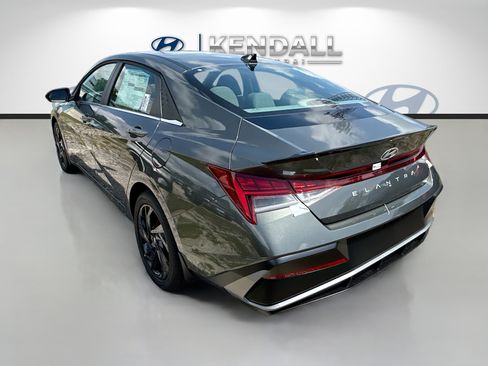 New 2026 Hyundai Elantra SEL Sport Premium FWD image 4