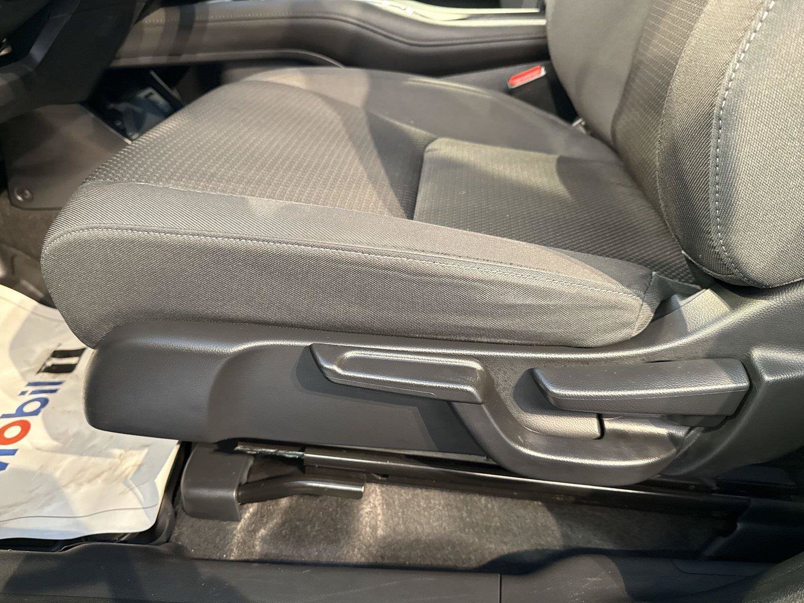 Used 2022 Honda HR-V EX image 14