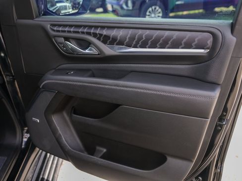 Used 2023 GMC Yukon XL Denali w/ Max Trailering Package image 30