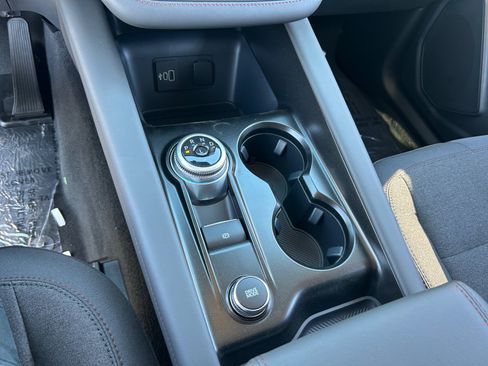 New 2026 Ford Explorer Active AWD/4WD image 15