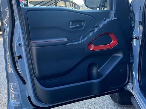 New 2026 Nissan Frontier Pro-X image 13