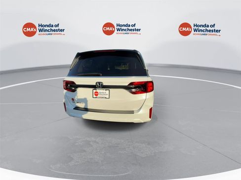 Certified 2026 Honda Odyssey EX-L image 7