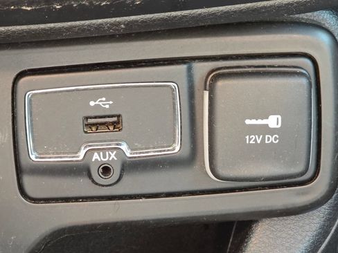 Used 2020 Jeep Renegade Sport AWD/4WD image 6