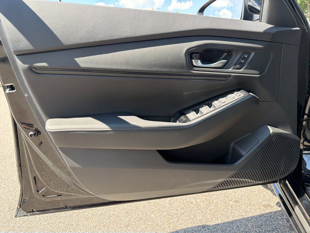 Used 2025 Honda Accord Touring image 29