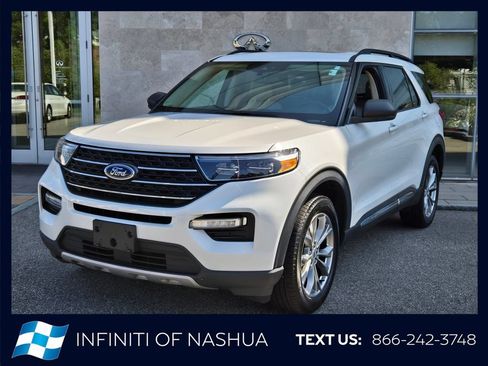 Used 2023 Ford Explorer XLT w/ Equipment Group 202A AWD/4WD image 1