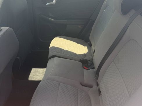 Used 2021 Ford Escape SE FWD image 19