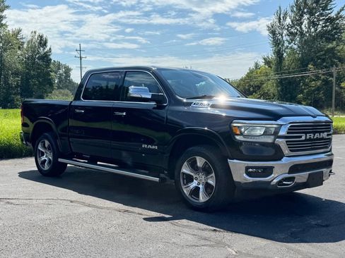 Used 2021 RAM 1500 Laramie AWD/4WD image 6