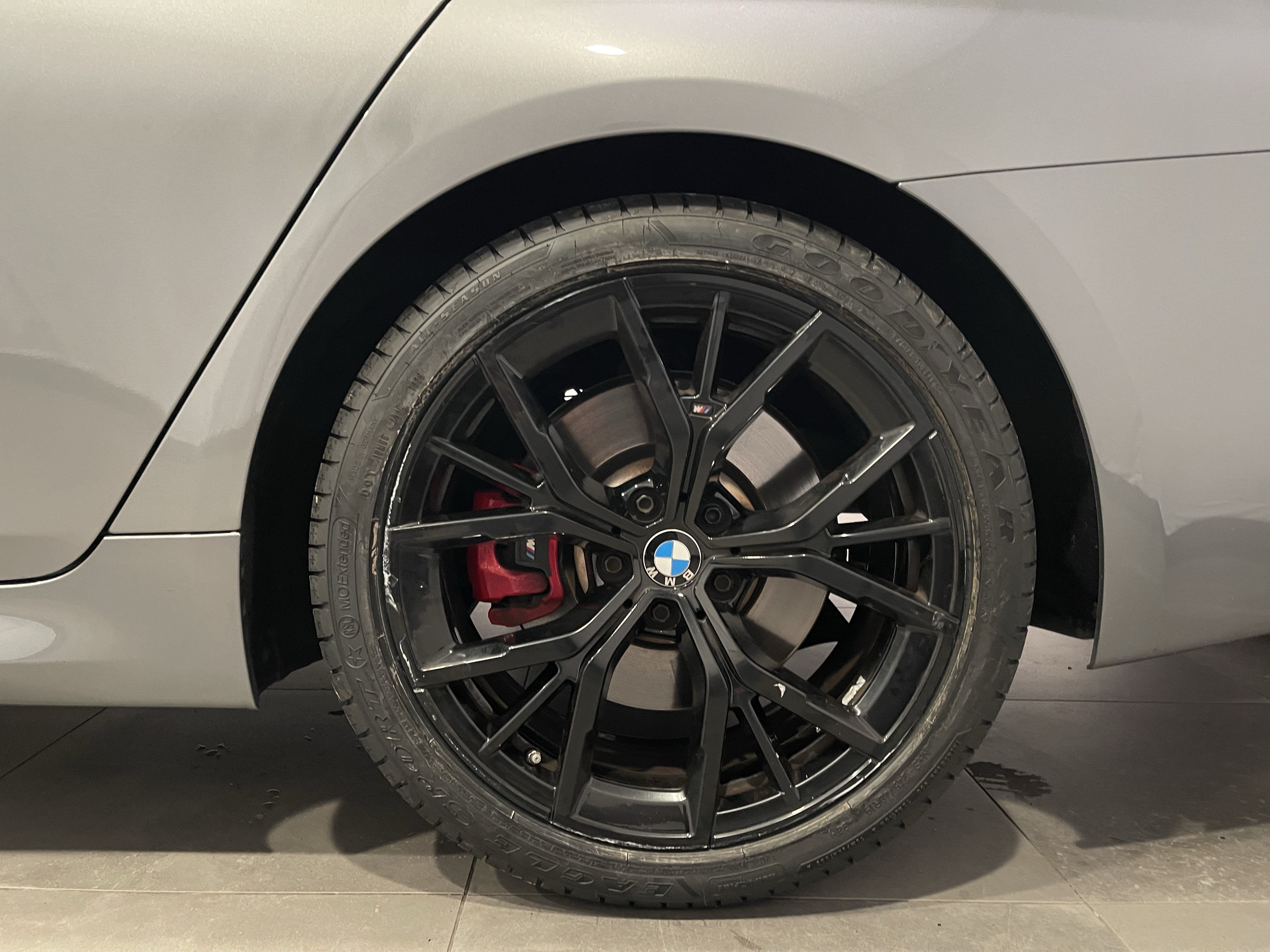 Certified 2023 BMW 530i xDrive w/ M Sport Package AWD/4WD image 8
