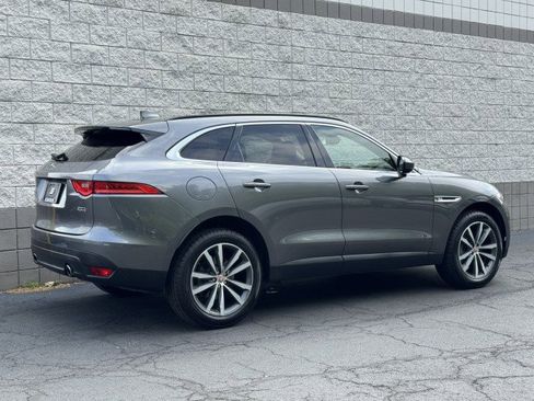 Used 2018 Jaguar F-PACE Prestige AWD/4WD image 3