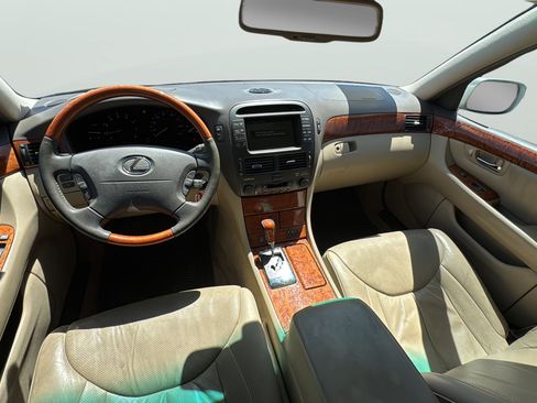 Used 2004 Lexus LS 430 w/ Modern Luxury Pkg RWD image 14