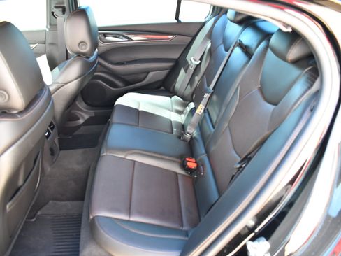Used 2026 Cadillac CT5 V w/ Technology Package RWD image 31